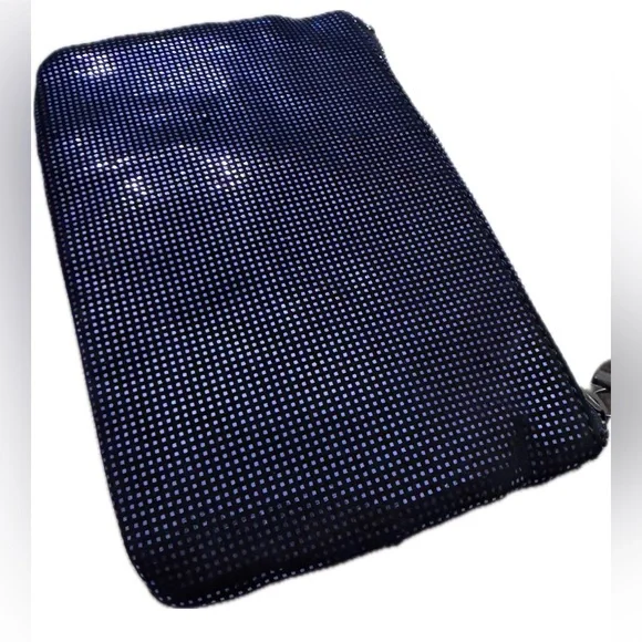 Purple clutch vintage. Wristlet - Picture 2 of 2